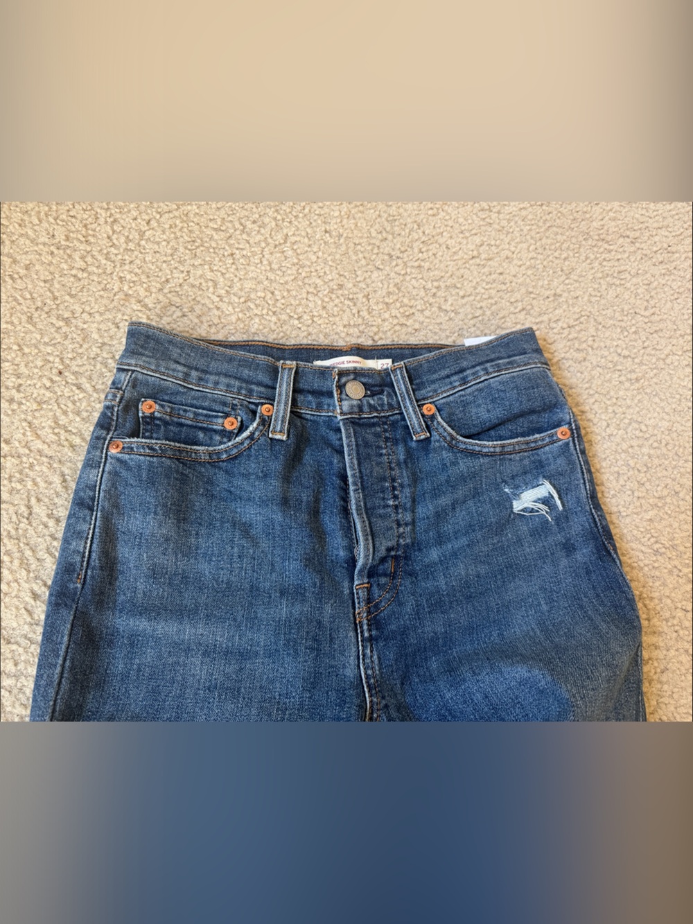 Levi's Wedgie Skinny Jeans Women's Medium washed Blue Distressed Size 27 - Picture 2 of 10